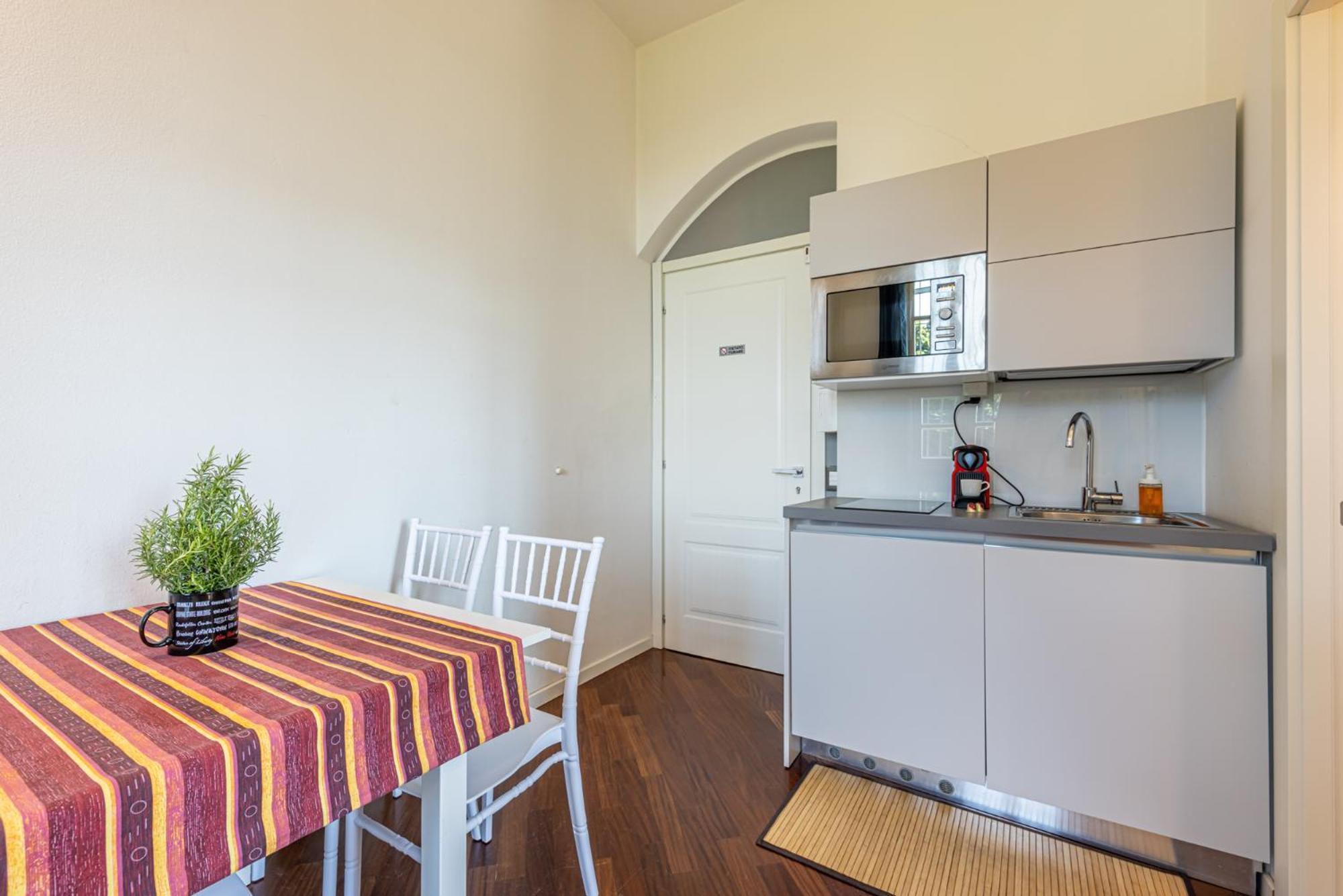 רוצאנו Suites Mansion מראה חיצוני תמונה