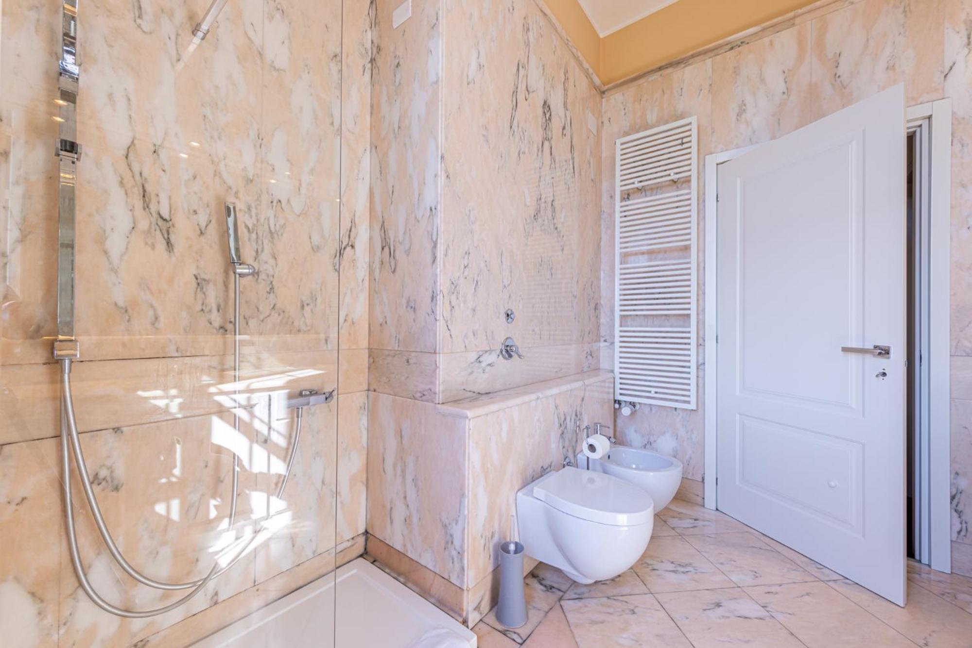 רוצאנו Suites Mansion מראה חיצוני תמונה